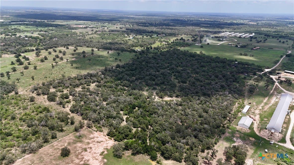 50 acres in Gonzales County - photo 5