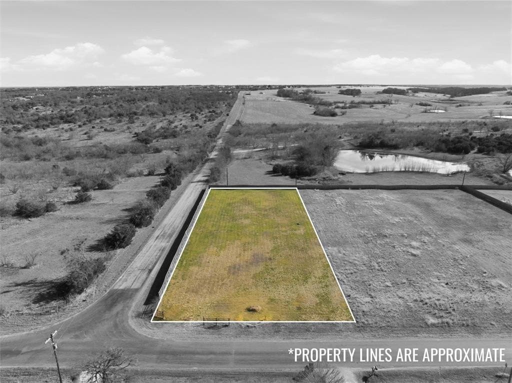 1 acres in McLennan County - photo 4