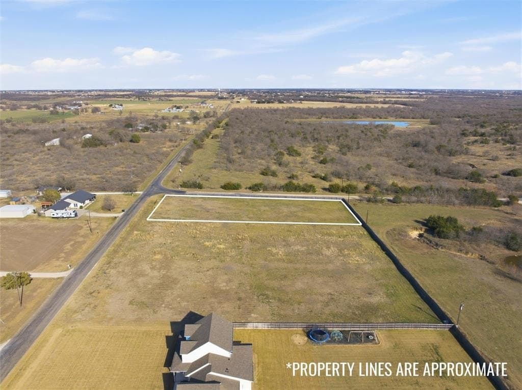 1 acres in McLennan County - photo 5