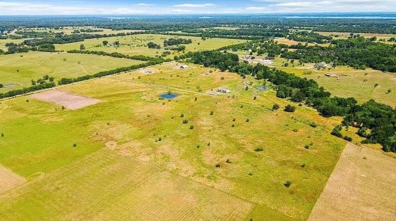 5.7 acres in Van Zandt County - photo 4