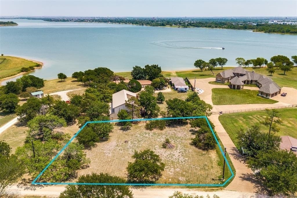 0.47 acres in Denton County - photo 2