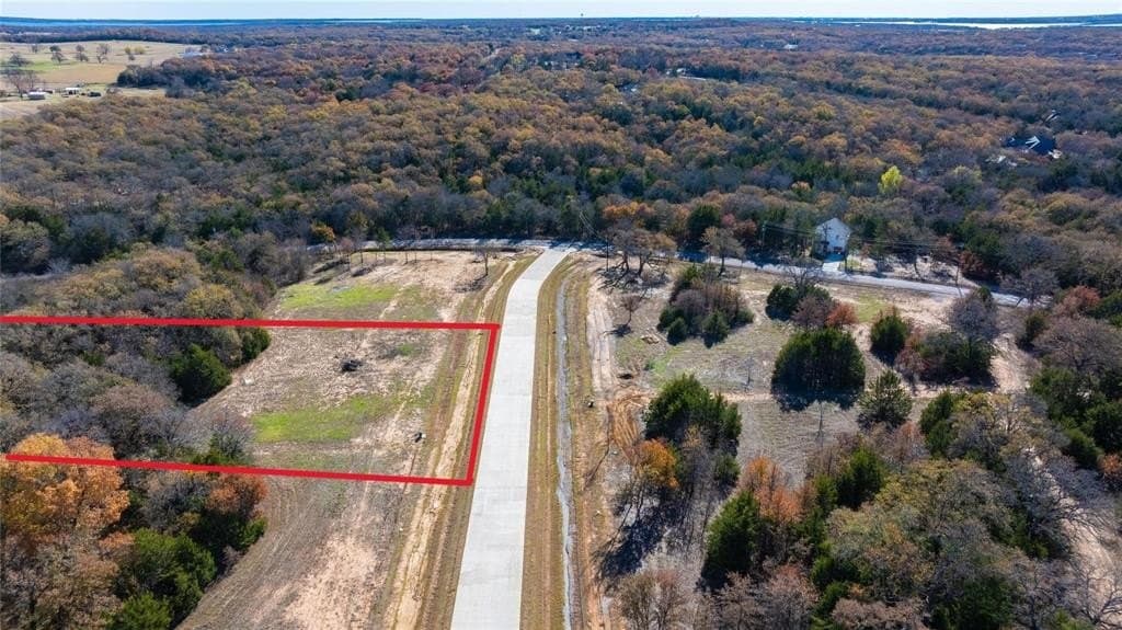 2.01 acres in Cooke County - photo 8