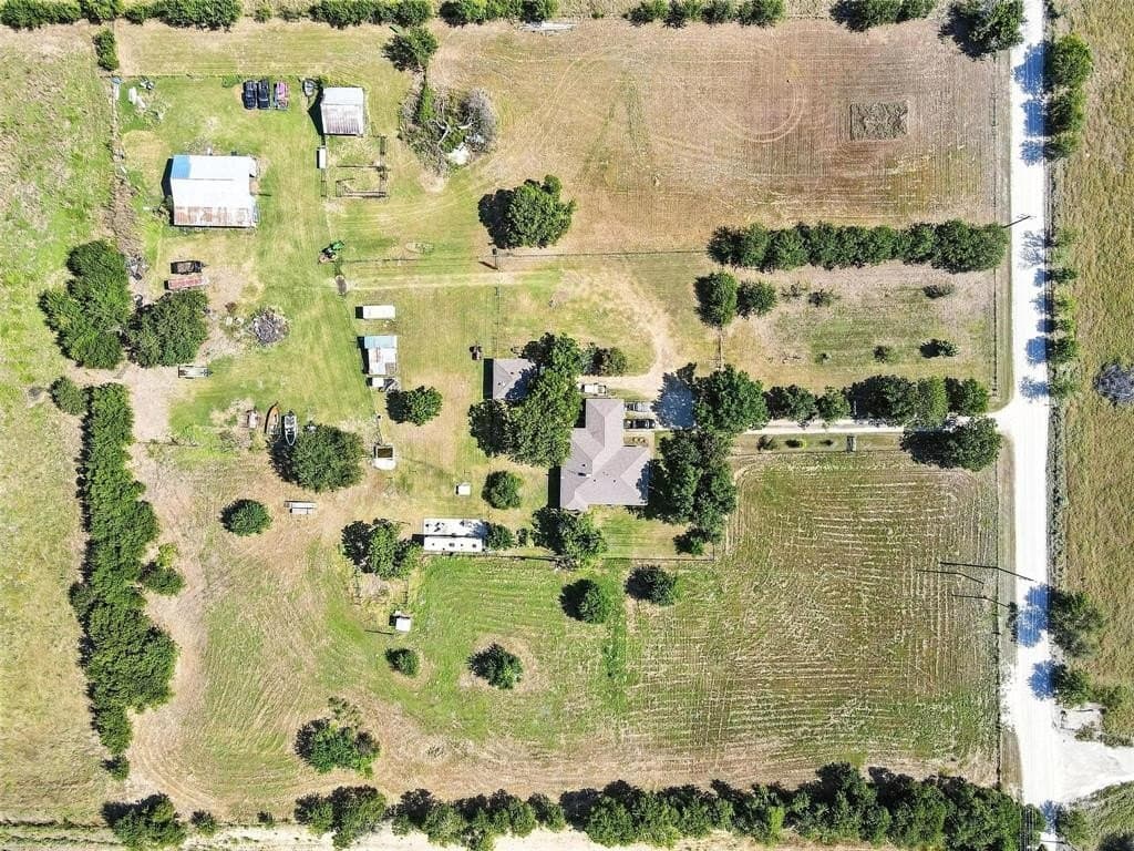 1521 Pioneer Road