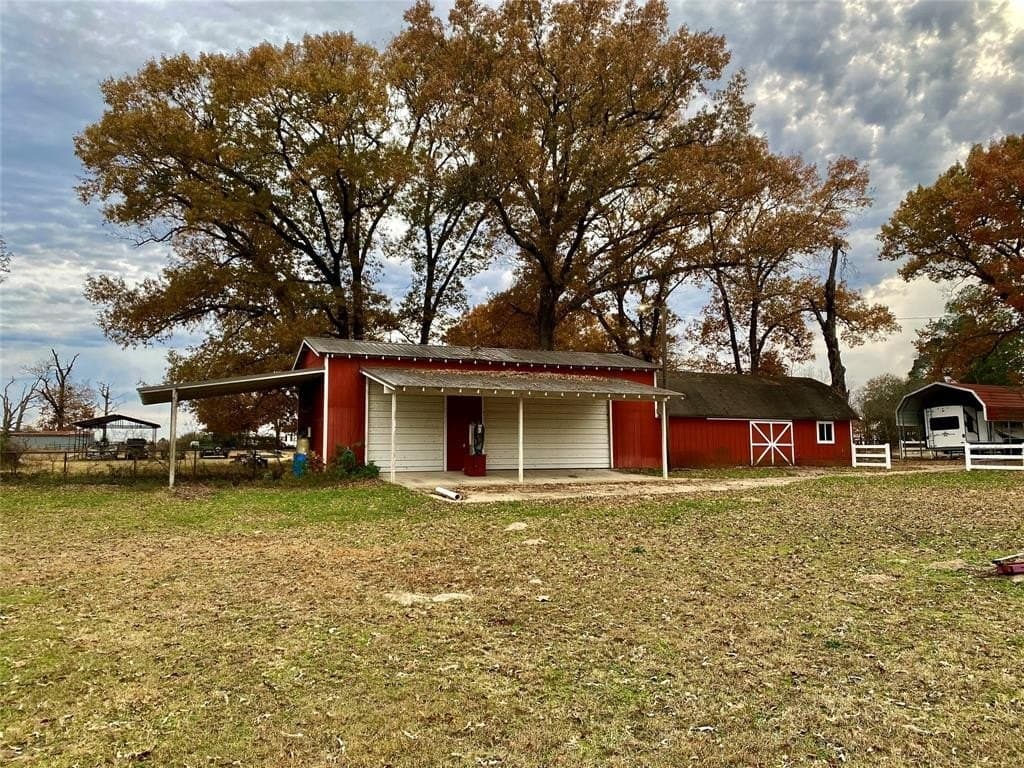 21.67 acres in Wood County - photo 34