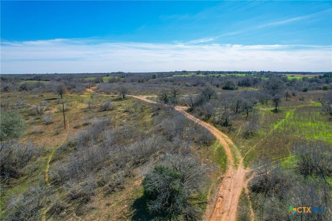 10.56 acres in Gonzales County - photo 4