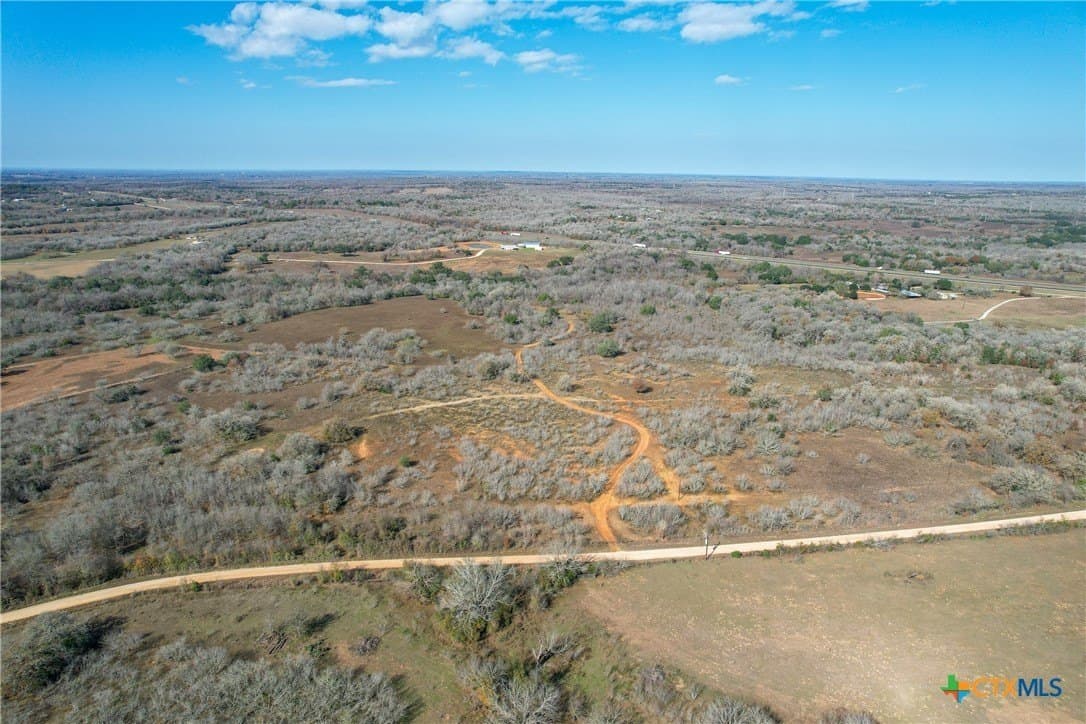 10.56 acres in Gonzales County - photo 2