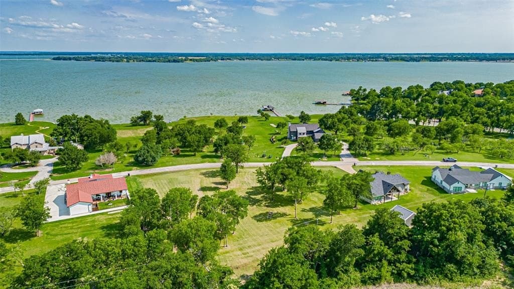 1.35 acres in Navarro County - photo 9