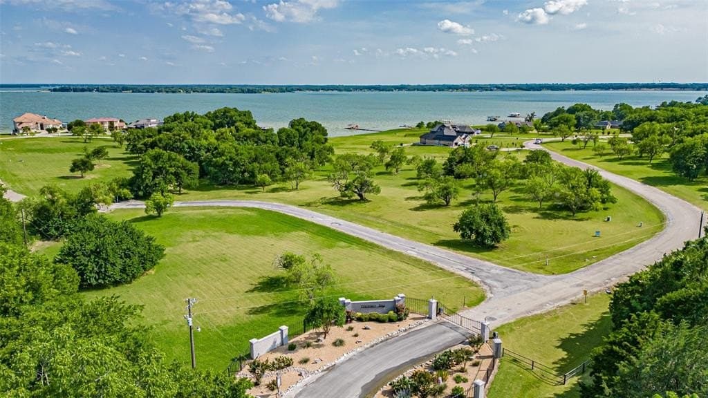 1.35 acres in Navarro County - photo 11