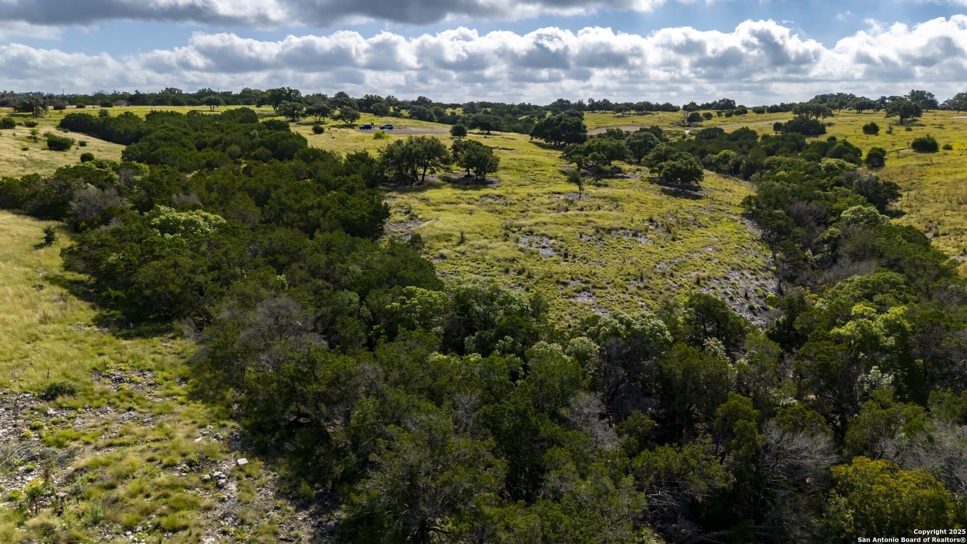 15.01 acres in Gillespie County - photo 8