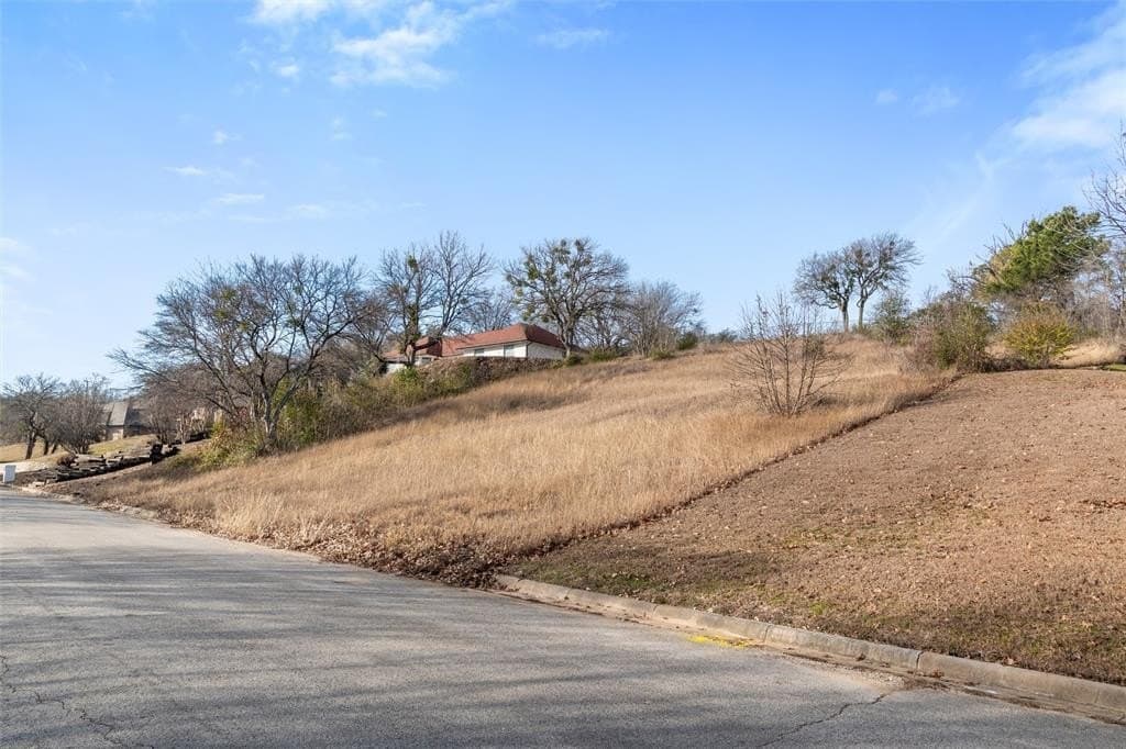 0.56 acres in Tarrant County - photo 20