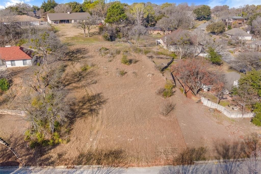 0.56 acres in Tarrant County - photo 9