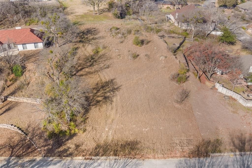 0.56 acres in Tarrant County - photo 11