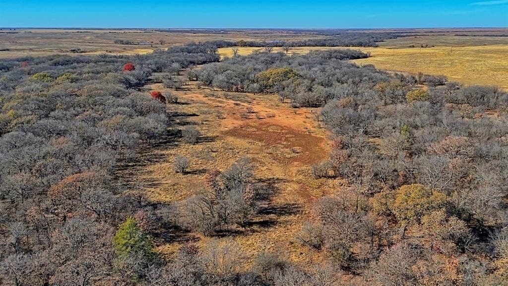 401 acres in Clay County - photo 22