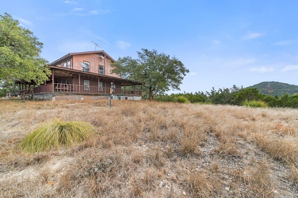 14.92 acres in Bandera County - photo 2