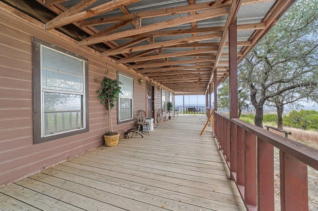 14.92 acres in Bandera County - photo 8