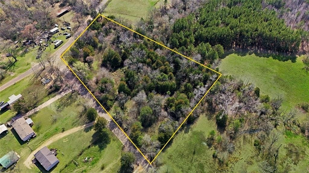 2.5 acres in Smith County - photo 5