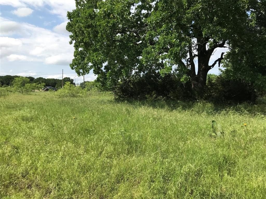 0.92 acres in Hill County - photo 22