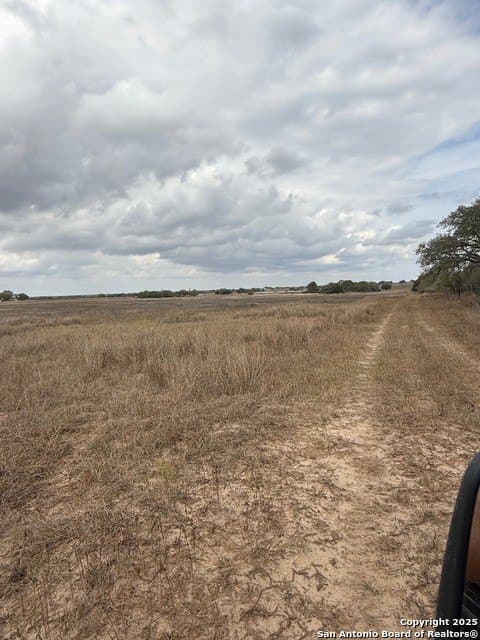 57.13 acres in Karnes County - photo 9