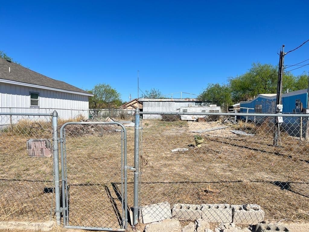 2846 Kiosko Ave