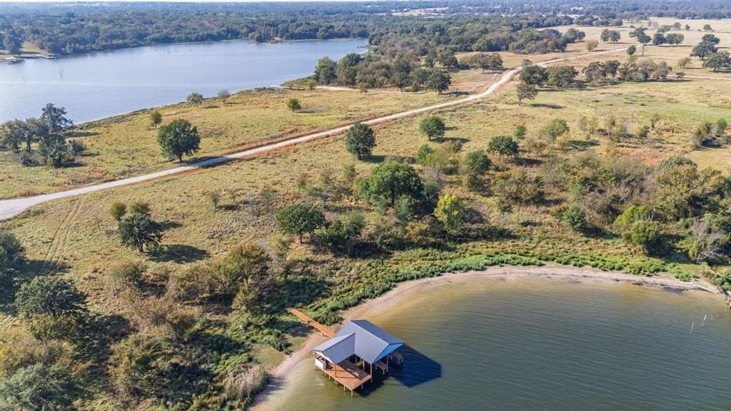 0.75 acres in Rains County - photo 17