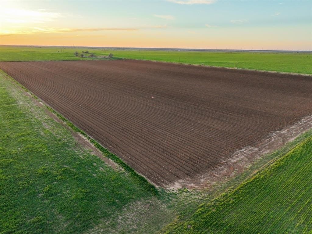 159 acres in Knox County - photo 2