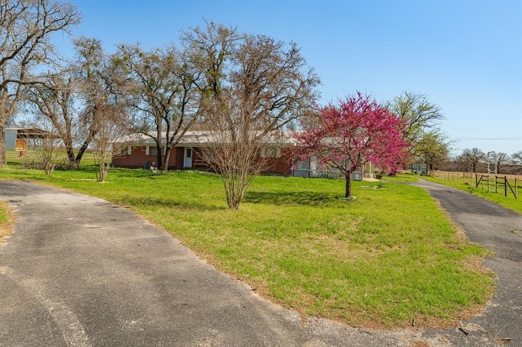 21.96 acres in Erath County - photo 3