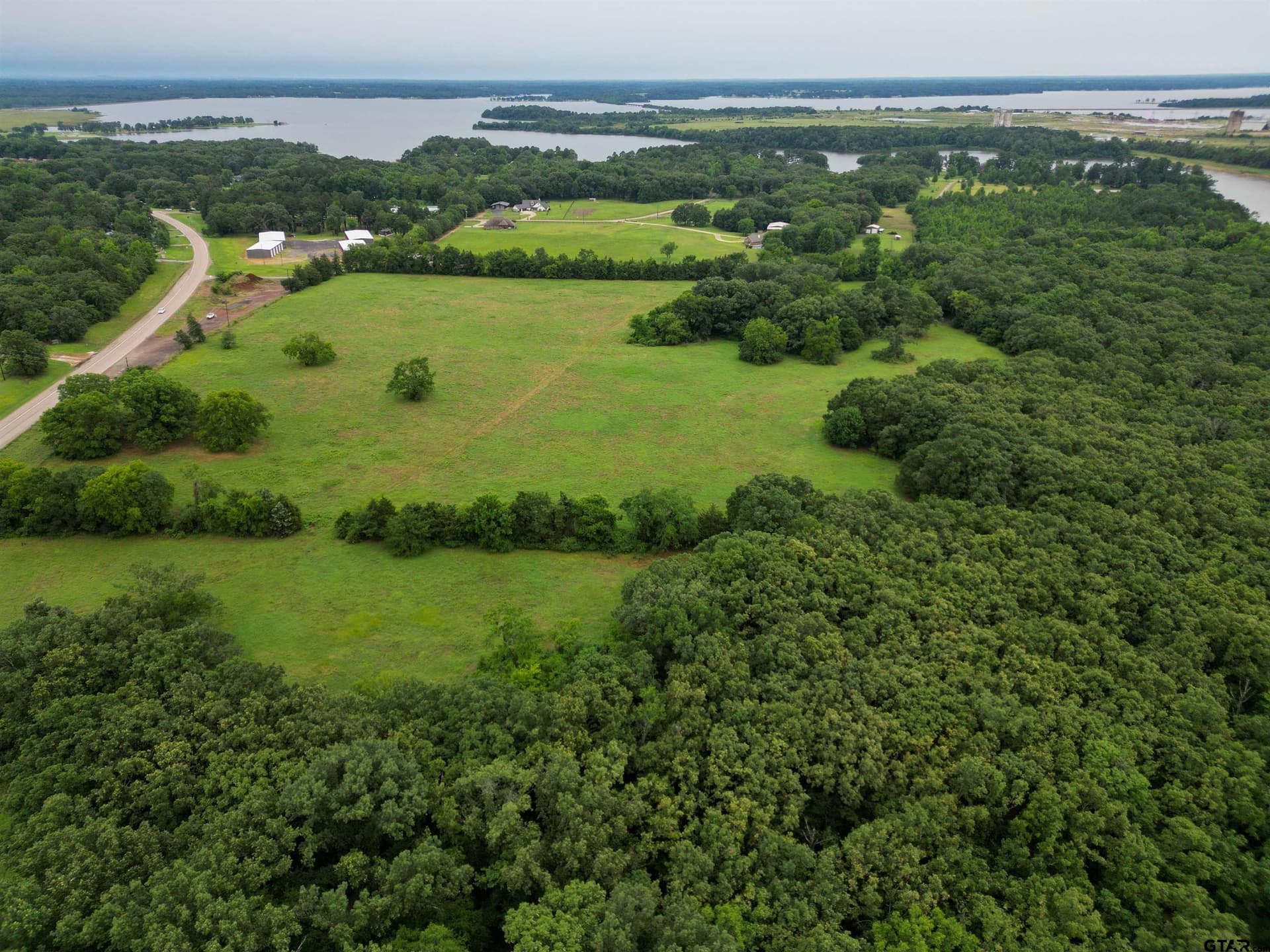 10 acres in Titus County - photo 3