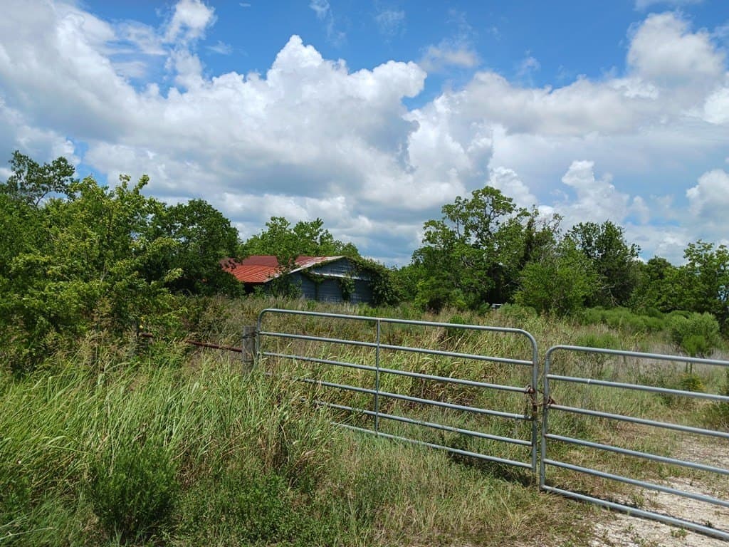 15.79 acres in Texas County - photo 4