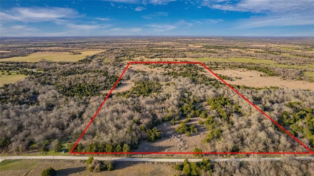 46.04 acres in Hunt County - photo 2