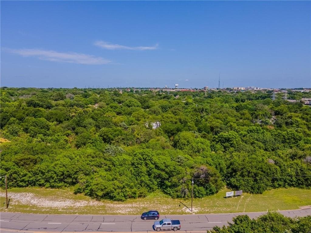 4.6 acres in McLennan County - photo 3