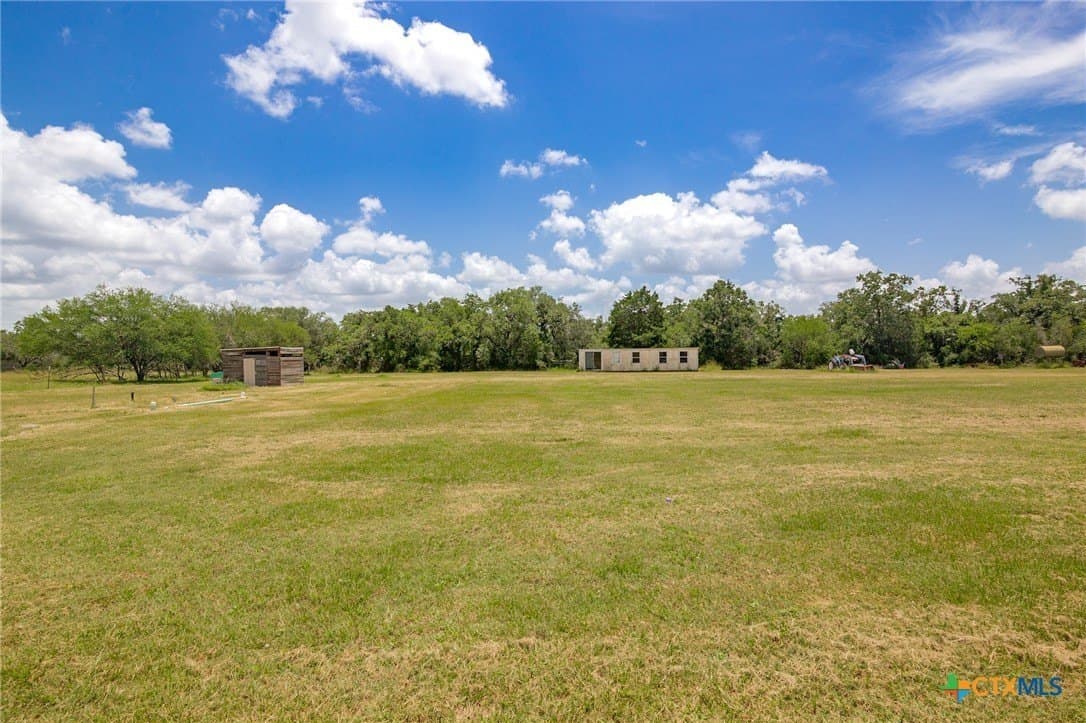 17.06 acres in Goliad County - photo 38