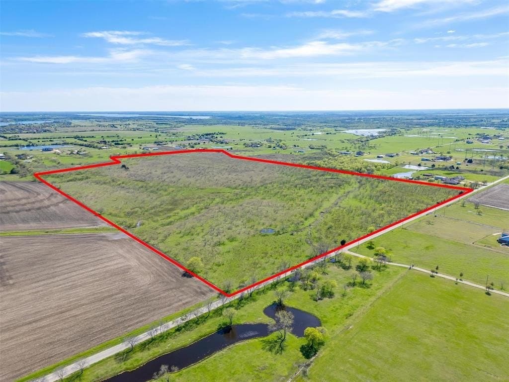 75 acres in Ellis County - photo 3