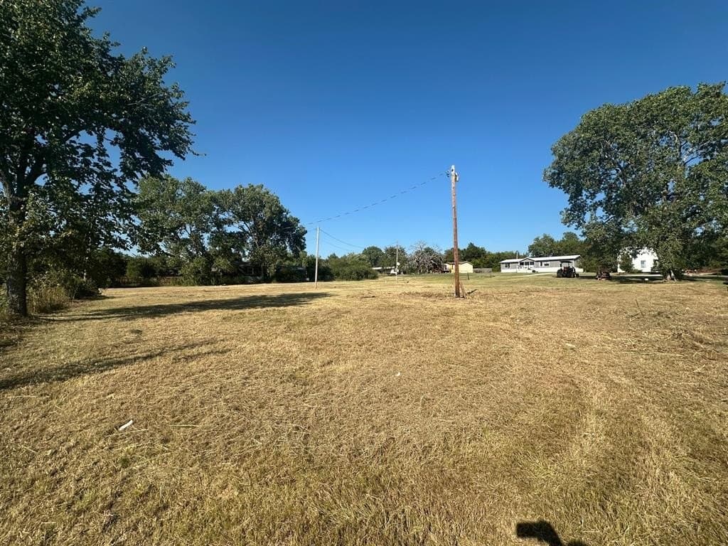 0.5 acres in Cooke County - photo 7