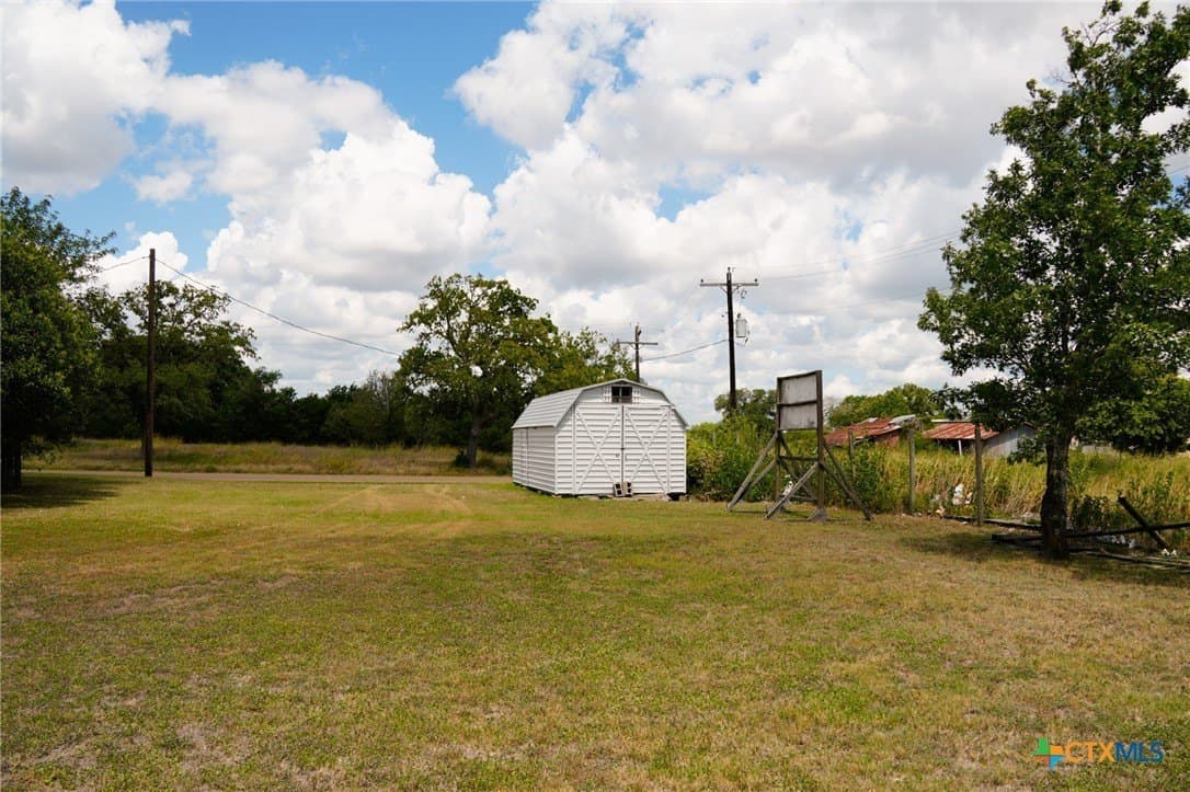 0.63 acres in Fayette County - photo 19