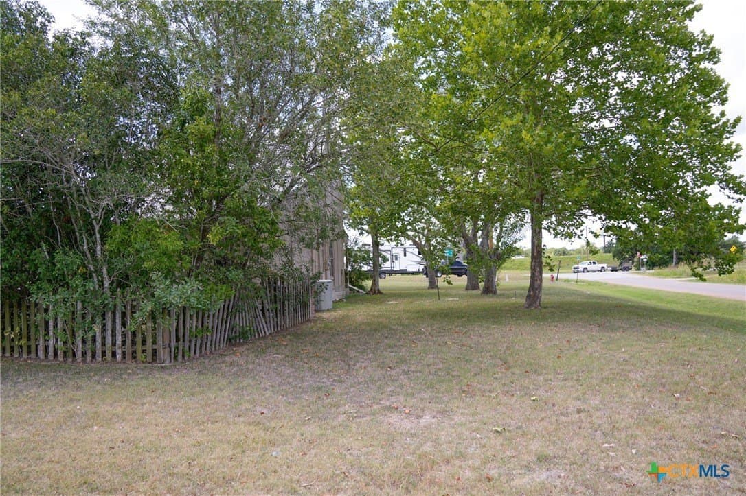 0.63 acres in Fayette County - photo 20