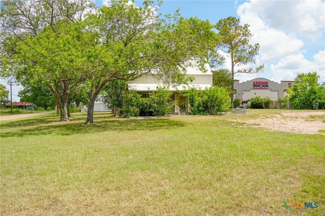 0.63 acres in Fayette County - photo 28