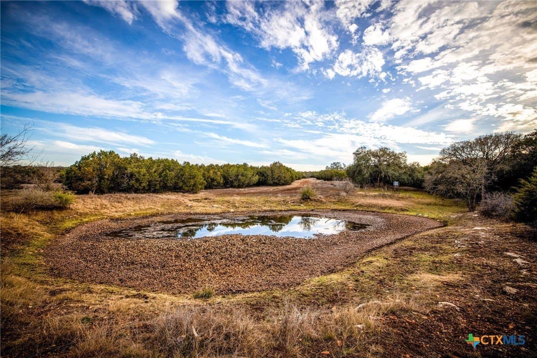 50 acres in Comal County - photo 4