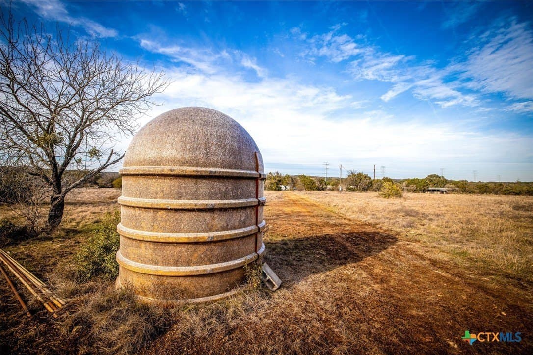 50 acres in Comal County - photo 3