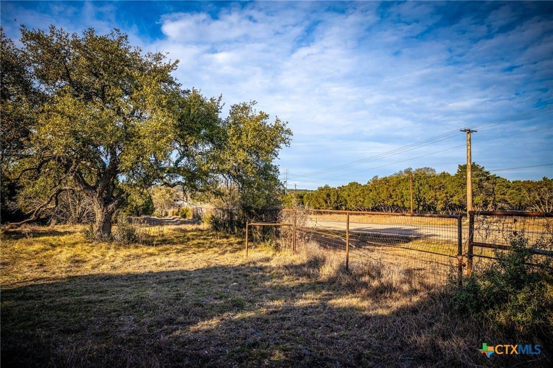 50 acres in Comal County - photo 22