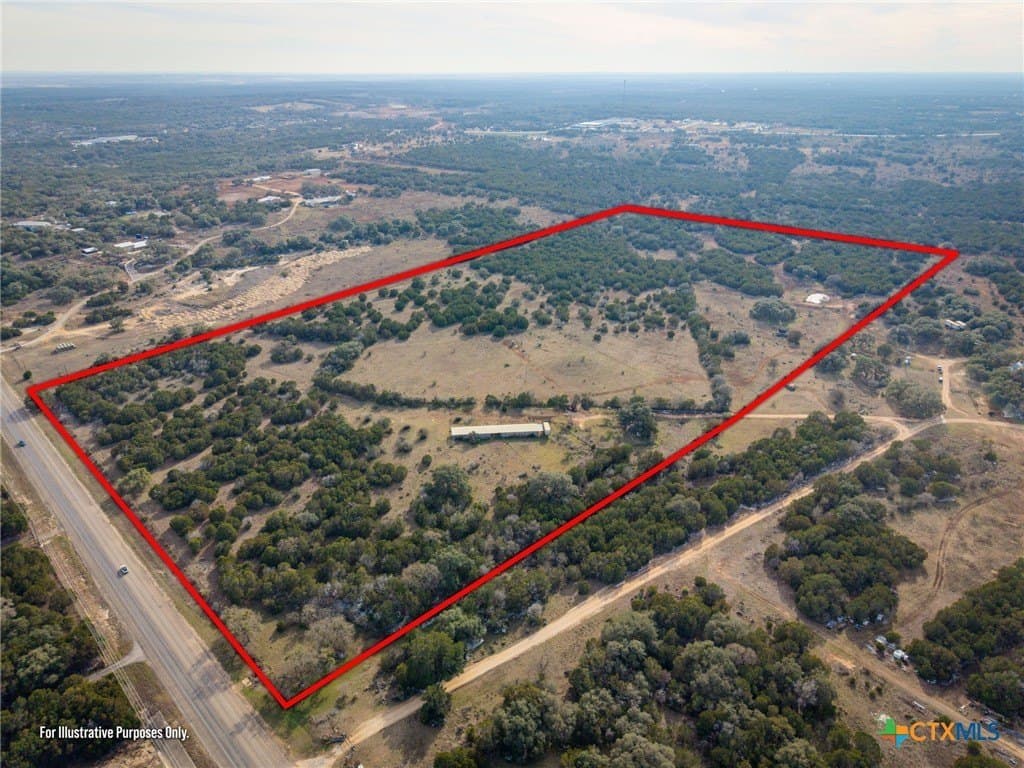 50 acres in Comal County - photo 9