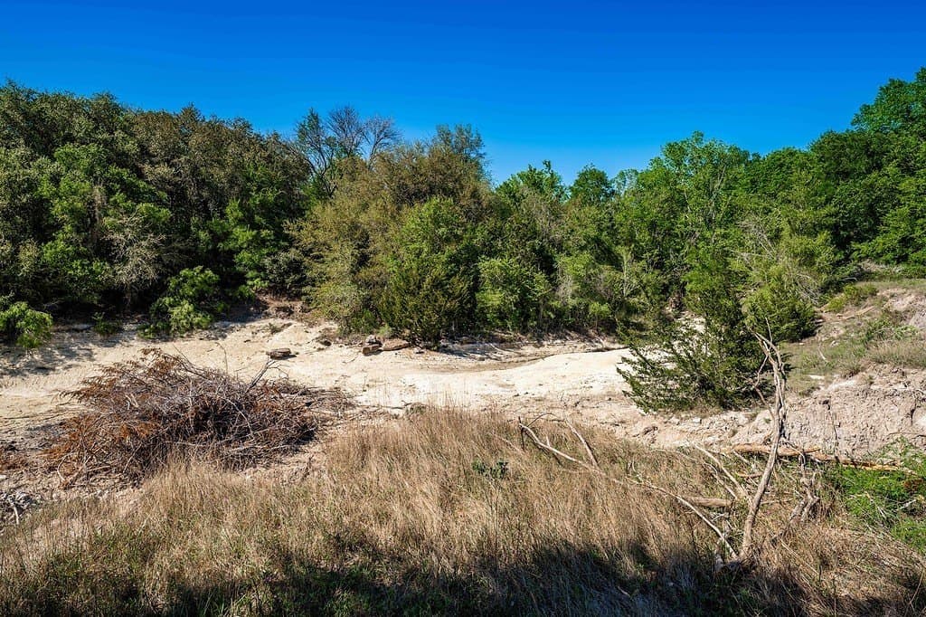 141.67 acres in Fayette County - photo 7