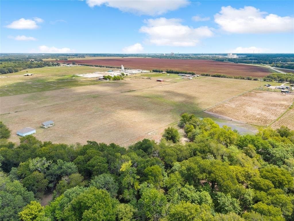 17.86 acres in Hunt County - photo 6