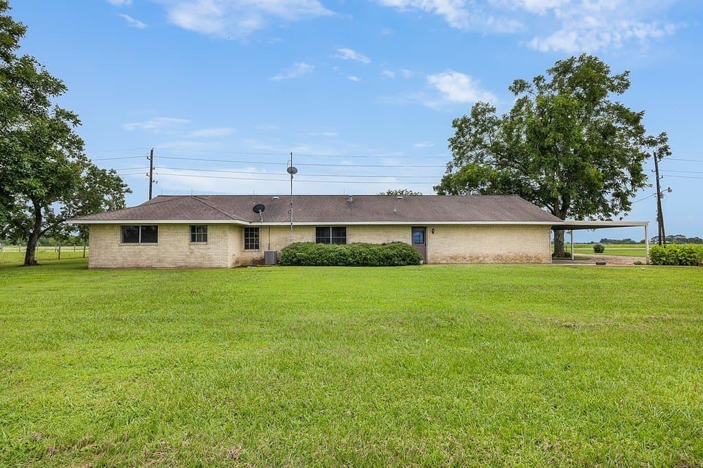 4 acres in Wharton County - photo 2