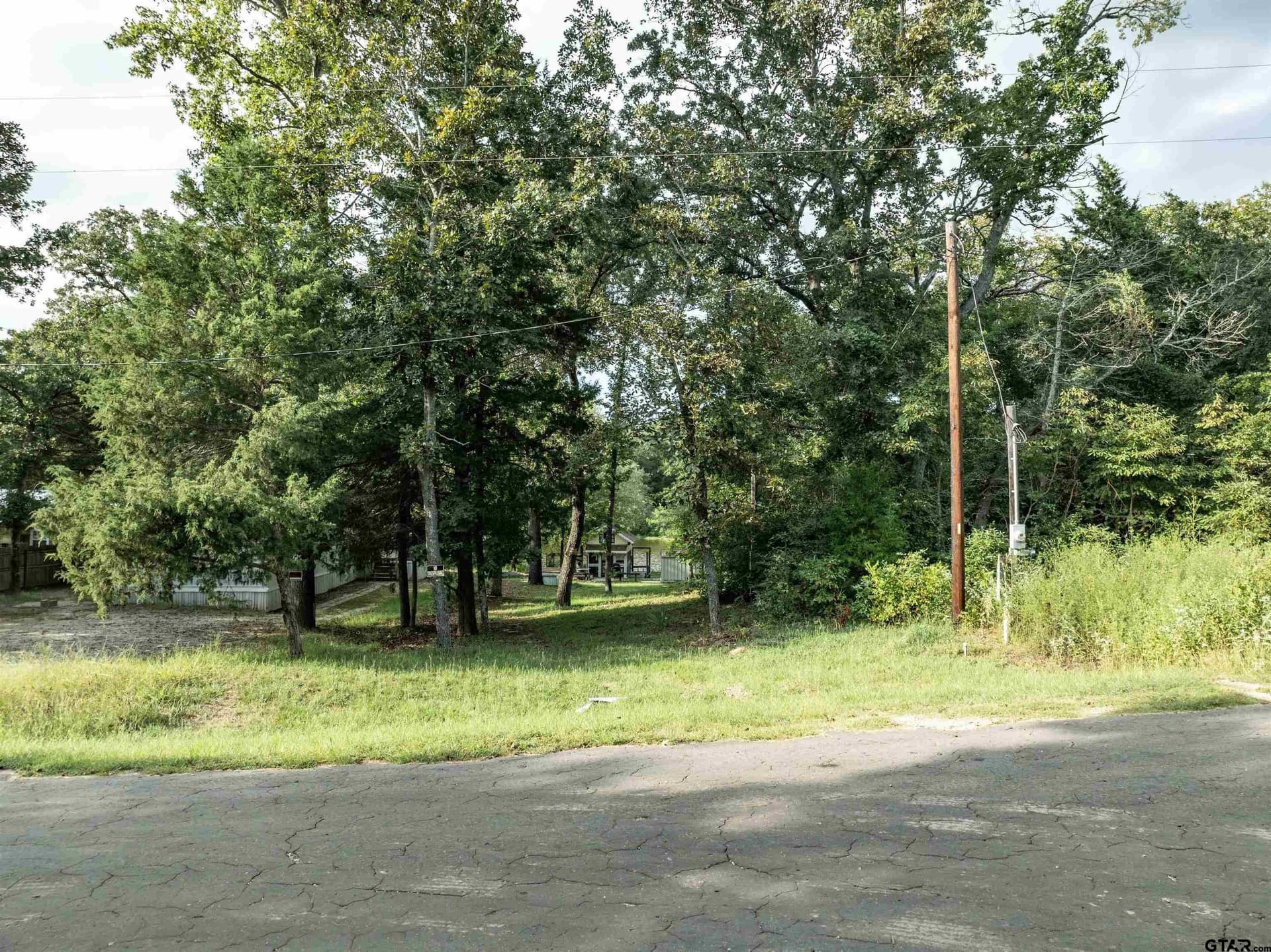 0.18 acres in Van Zandt County - photo 9