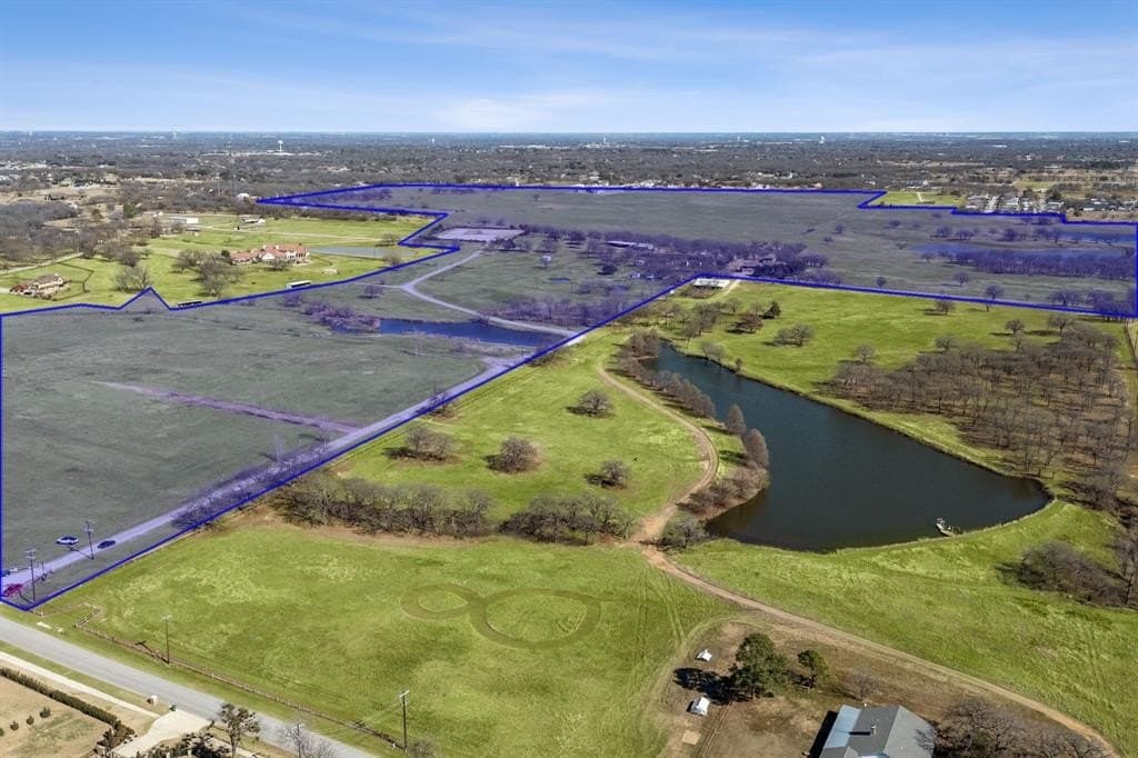 300 acres in Denton County - photo 10