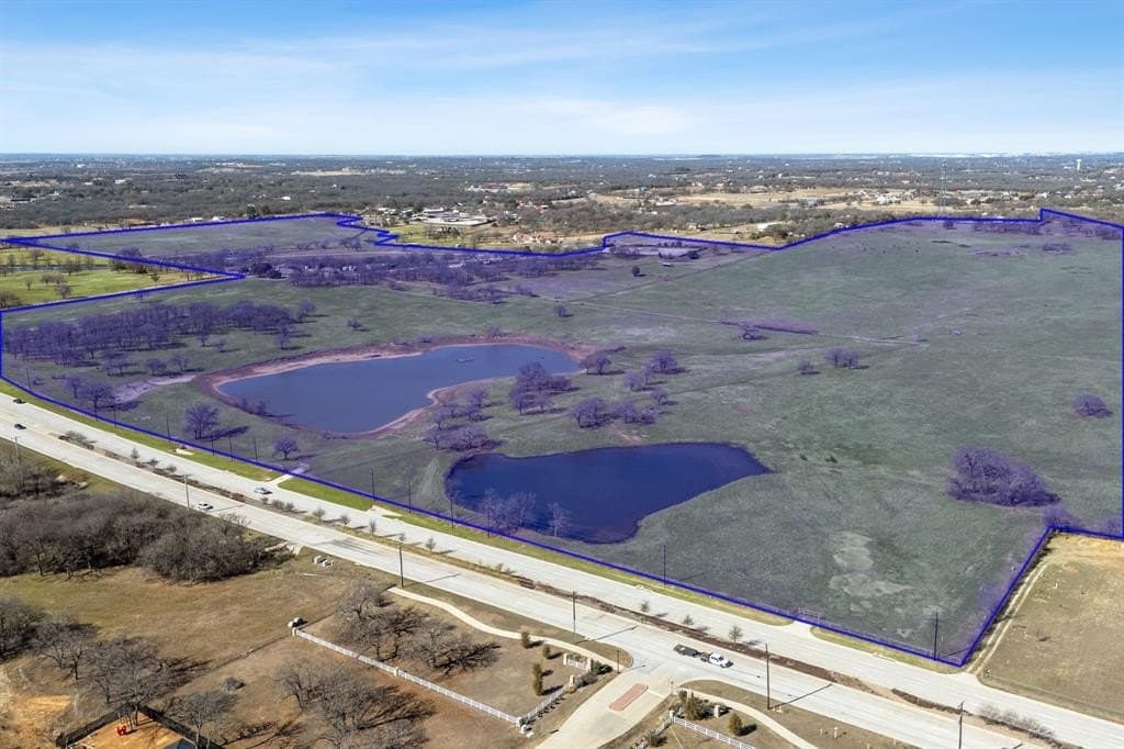 300 acres in Denton County - photo 5