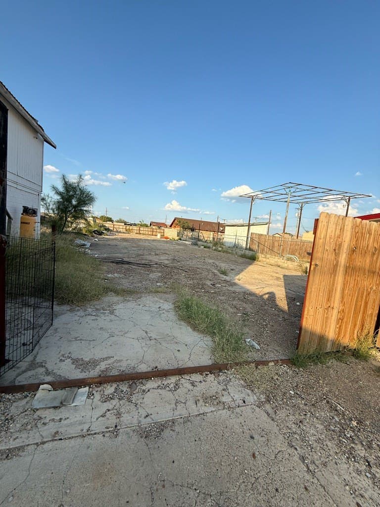 19,080 acres in Maverick County - photo 4