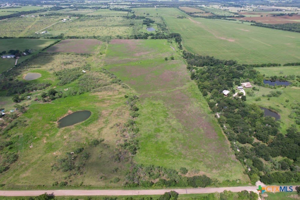 16 acres in McLennan County - photo 2