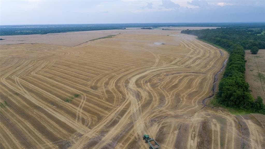 2,523 acres in Red River County - photo 24