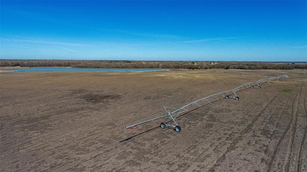 2,523 acres in Red River County - photo 7
